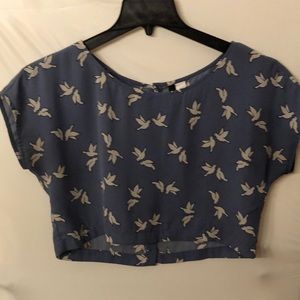 H&M women size 4 crop top button down back